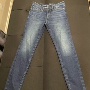 JEANS/Khakis (MENS MEDIUM AND SMALL)